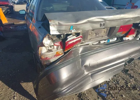 1992 Honda Accord Lx z USA, uszkodzony, nr VIN 1HGCB7658NA187994